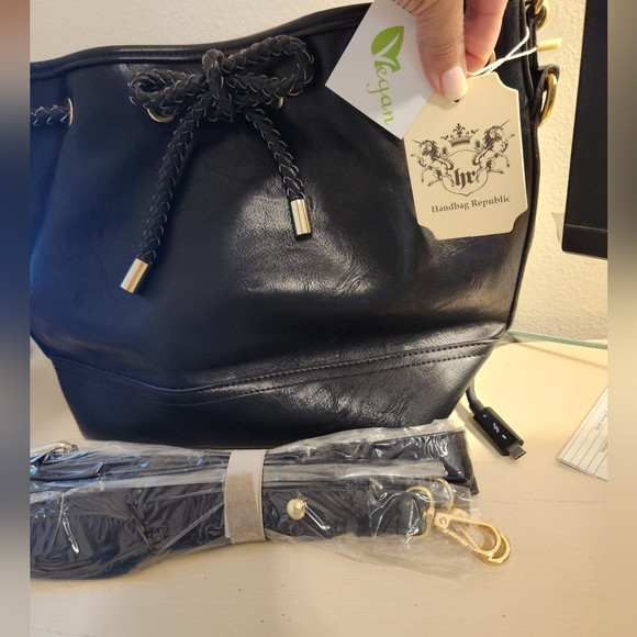 HANDBAG REPUBLIC 👜 NWT - Picture 7 of 9